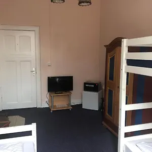 Hotel-pension Rheingold Am Kurfuerstendamm Отель Берлин
